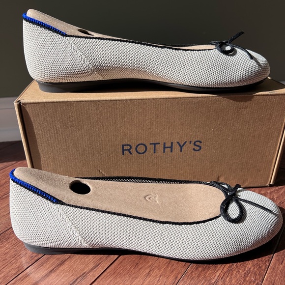 Rothy’s Ballet Flat in Diamond Metallic (size 7 - never worn) - Picture 5 of 7